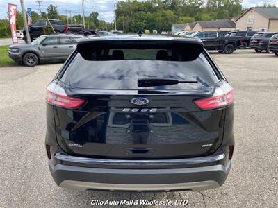 2021 Ford Edge SEL   - Photo 8 - Clio, MI 48420