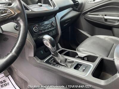 2019 Ford Escape SEL FWD - Photo 11 - Clio, MI 48420