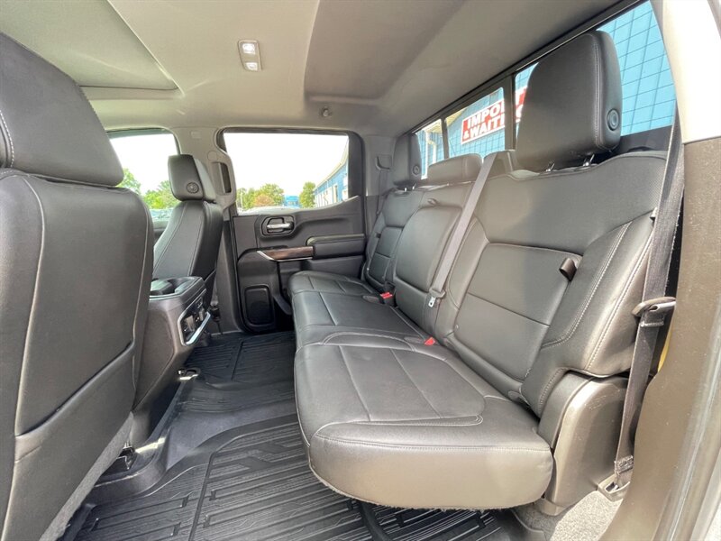 2019 GMC Sierra 1500 SLT - Photo 19 - Clio, MI 48420