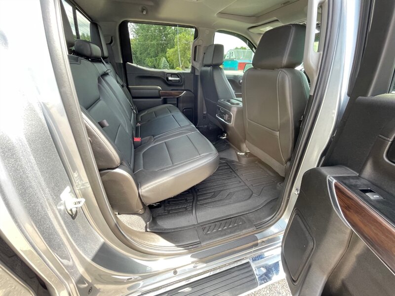 2019 GMC Sierra 1500 SLT - Photo 24 - Clio, MI 48420