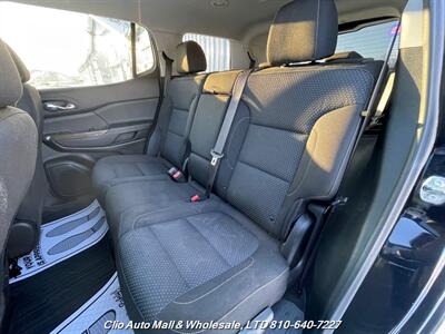 2022 GMC Acadia SLE - Photo 19 - Clio, MI 48420