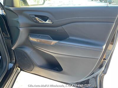 2022 GMC Acadia SLE - Photo 27 - Clio, MI 48420