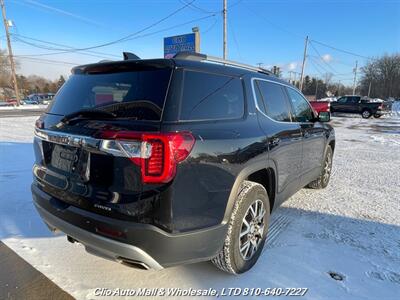 2022 GMC Acadia SLE - Photo 5 - Clio, MI 48420