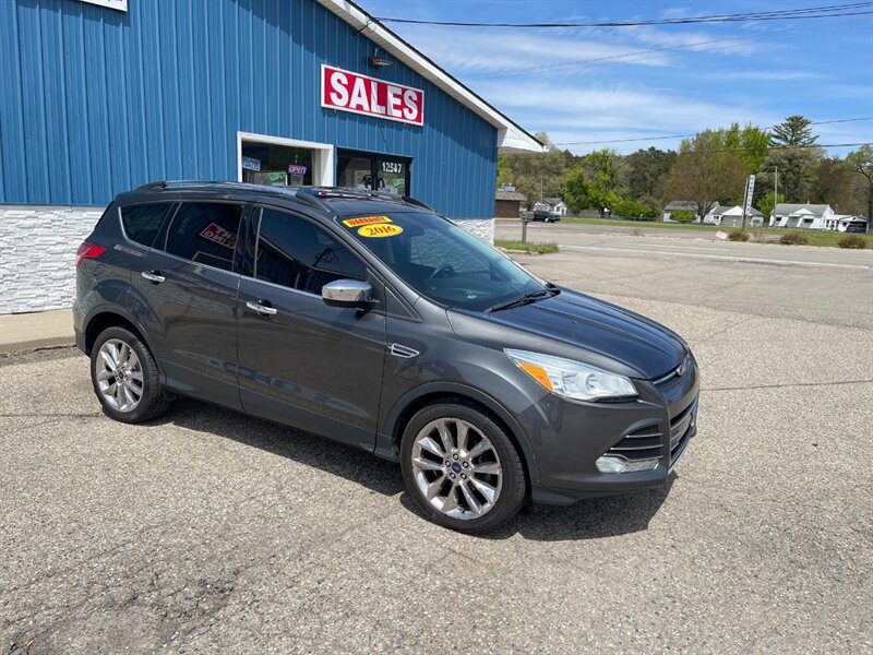 2016 Ford Escape SE - Photo 9 - Clio, MI 48420