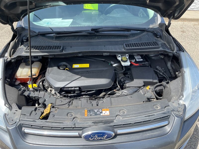 2016 Ford Escape SE - Photo 22 - Clio, MI 48420