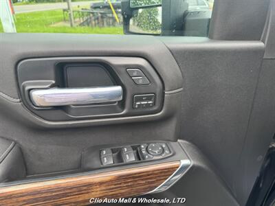 2022 Chevrolet Silverado 3500HD High Country   - Photo 18 - Clio, MI 48420