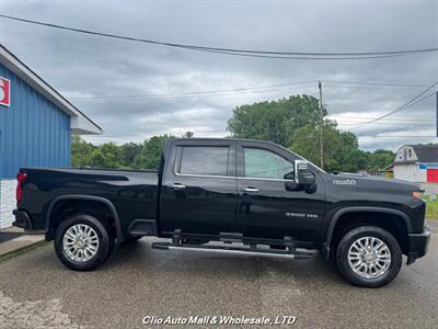 2022 Chevrolet Silverado 3500HD High Country   - Photo 9 - Clio, MI 48420