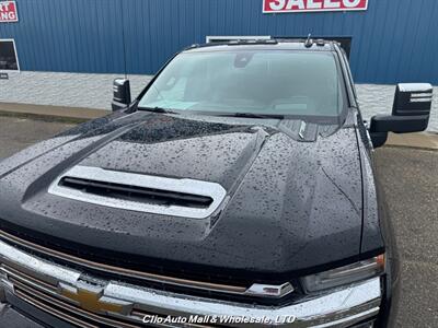 2022 Chevrolet Silverado 3500HD High Country   - Photo 15 - Clio, MI 48420