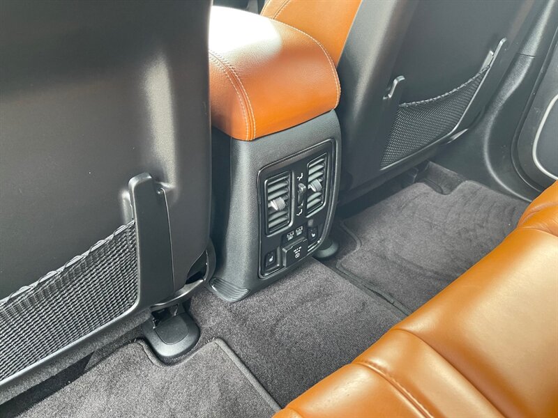 2016 Jeep Grand Cherokee SRT - Photo 28 - Clio, MI 48420