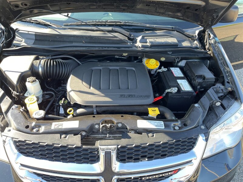 2019 Dodge Grand Caravan SE - Photo 17 - Clio, MI 48420