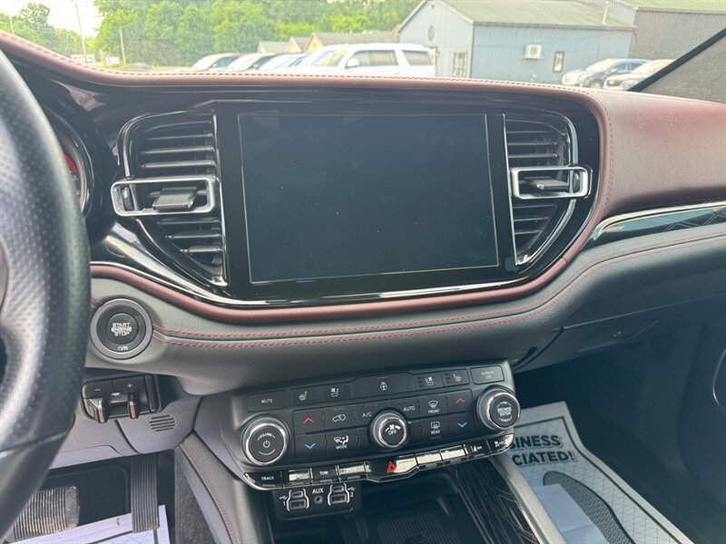 2024 Dodge Durango Citadel - Photo 13 - Clio, MI 48420