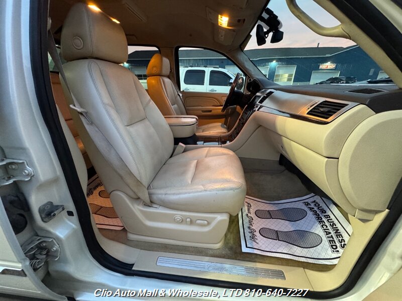 2007 Cadillac Escalade EXT - Photo 36 - Clio, MI 48420