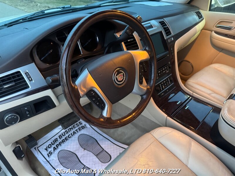 2007 Cadillac Escalade EXT - Photo 15 - Clio, MI 48420