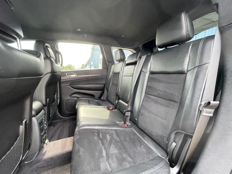 2018 Jeep Grand Cherokee Laredo Altitude IV - Photo 17