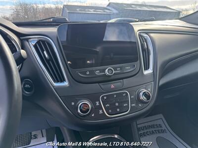 2019 Chevrolet Malibu Premier FWD   - Photo 16 - Clio, MI 48420