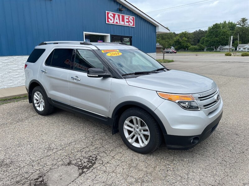 2014 Ford Explorer XLT - Photo 9 - Clio, MI 48420