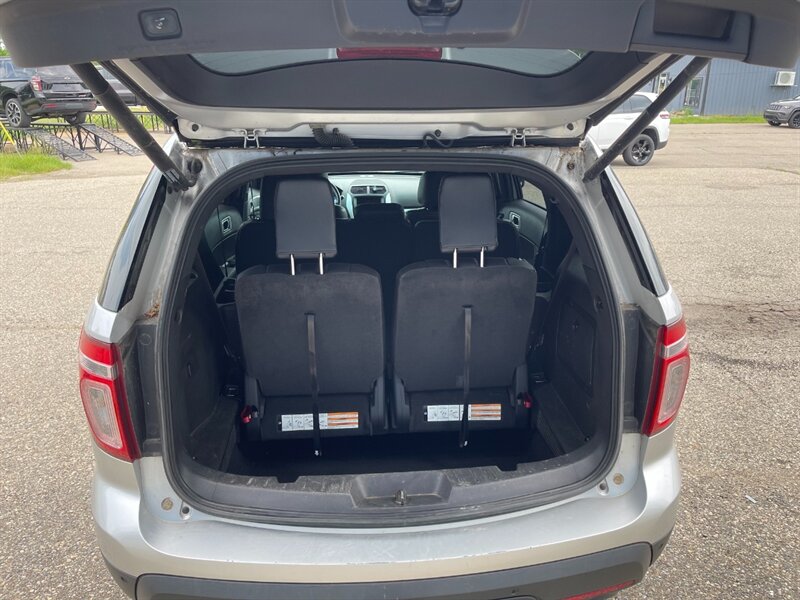 2014 Ford Explorer XLT - Photo 6 - Clio, MI 48420