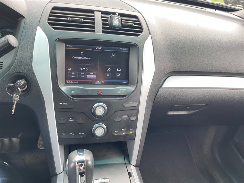 2014 Ford Explorer XLT - Photo 21 - Clio, MI 48420