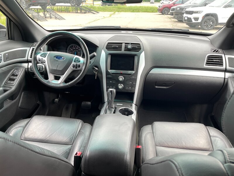 2014 Ford Explorer XLT - Photo 19 - Clio, MI 48420