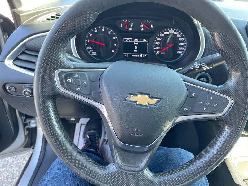 2019 Chevrolet Malibu LT - Photo 18 - Clio, MI 48420