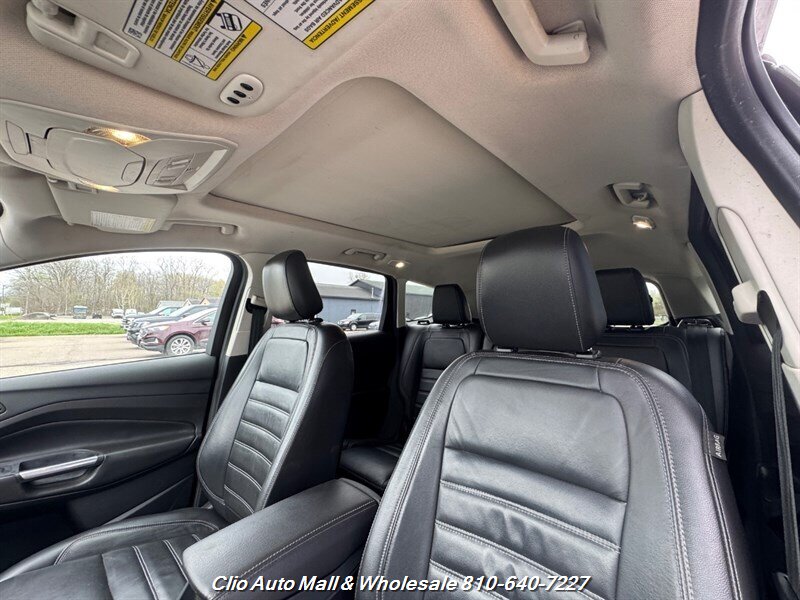 2018 Ford Escape Titanium - Photo 12 - Clio, MI 48420