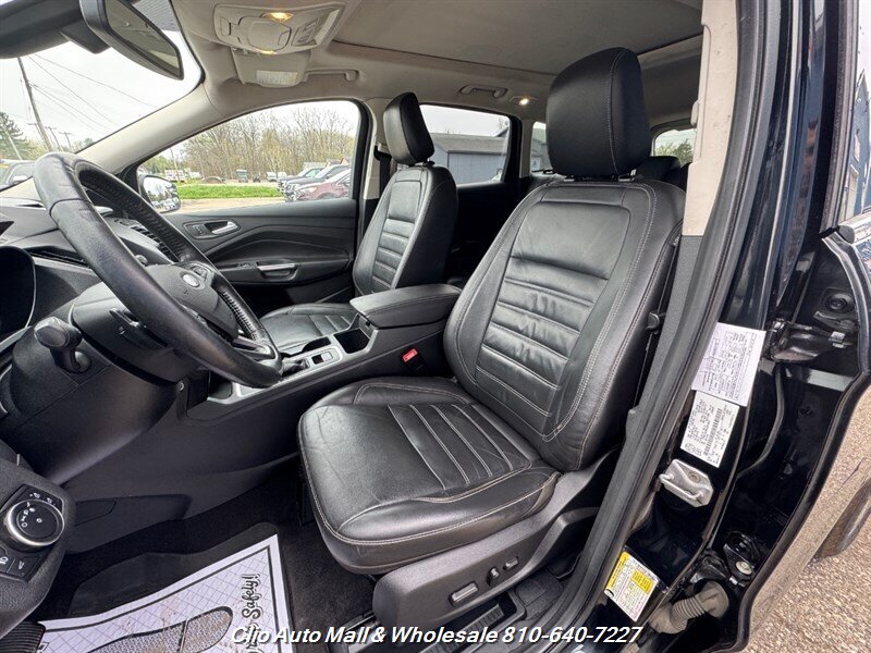 2018 Ford Escape Titanium - Photo 11 - Clio, MI 48420