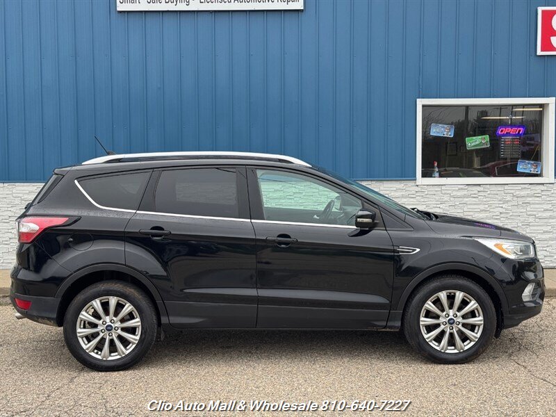2018 Ford Escape Titanium - Photo 5 - Clio, MI 48420