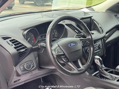 2019 Ford Escape SE   - Photo 6 - Clio, MI 48420