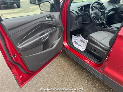 2019 Ford Escape SE   - Photo 5 - Clio, MI 48420