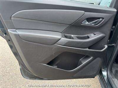 2019 Chevrolet Traverse LT Leather   - Photo 19 - Clio, MI 48420