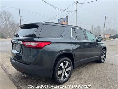 2019 Chevrolet Traverse LT Leather   - Photo 4 - Clio, MI 48420