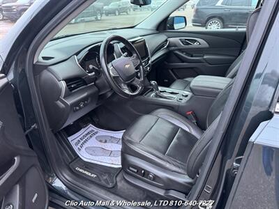 2019 Chevrolet Traverse LT Leather   - Photo 8 - Clio, MI 48420