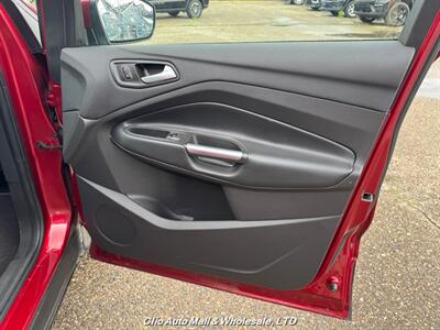 2018 Ford Escape SEL   - Photo 22 - Clio, MI 48420