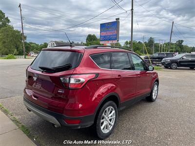 2018 Ford Escape SEL   - Photo 4 - Clio, MI 48420