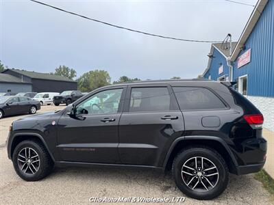2017 Jeep Grand Cherokee Trailhawk 4WD   - Photo 3 - Clio, MI 48420