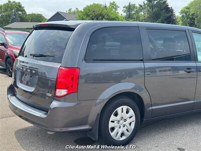 2019 Dodge Grand Caravan SE Plus   - Photo 4 - Clio, MI 48420