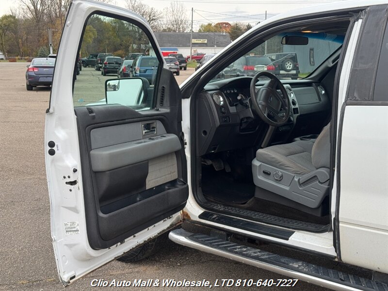 2011 Ford F-150 XL - Photo 5 - Clio, MI 48420