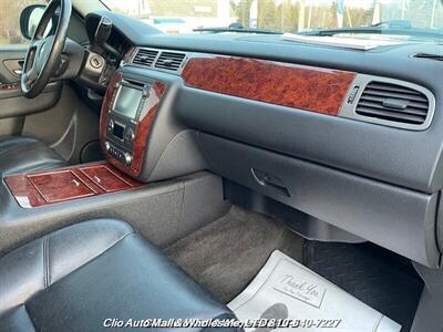 2013 Chevrolet Avalanche LTZ  Black Diamond - Photo 40 - Clio, MI 48420