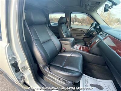 2013 Chevrolet Avalanche LTZ  Black Diamond - Photo 39 - Clio, MI 48420