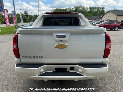 2013 Chevrolet Avalanche LTZ  Black Diamond - Photo 5 - Clio, MI 48420