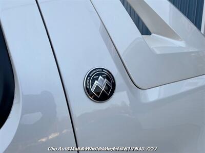 2013 Chevrolet Avalanche LTZ  Black Diamond - Photo 13 - Clio, MI 48420