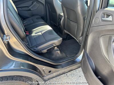 2016 Ford Escape SE AWD   - Photo 21 - Clio, MI 48420