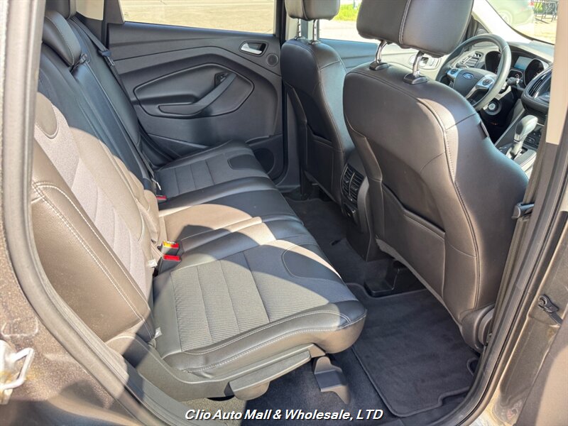 2016 Ford Escape SE photo 13