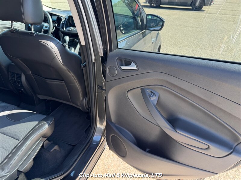 2016 Ford Escape SE photo 12