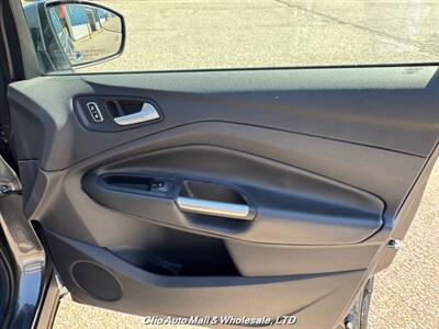 2016 Ford Escape SE AWD   - Photo 25 - Clio, MI 48420