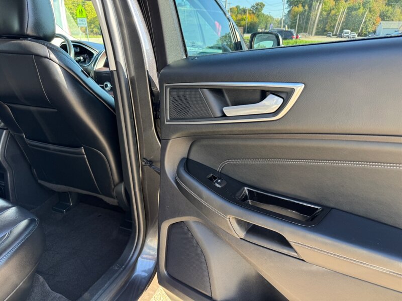 2020 Ford Edge Titanium - Photo 26 - Clio, MI 48420