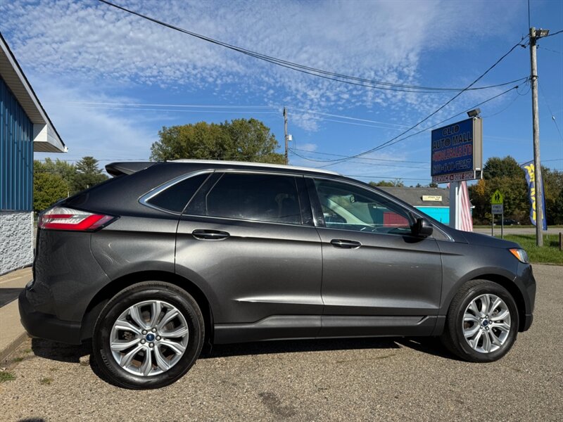 2020 Ford Edge Titanium - Photo 7 - Clio, MI 48420