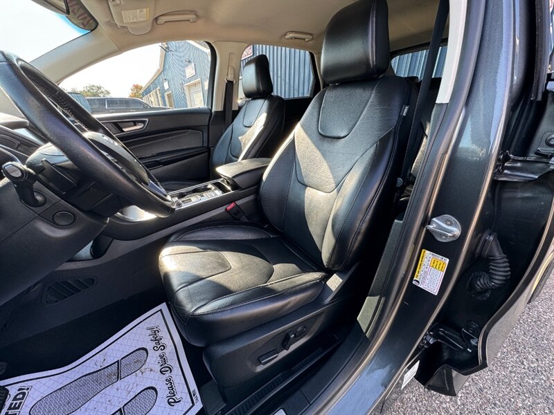 2020 Ford Edge Titanium - Photo 14 - Clio, MI 48420