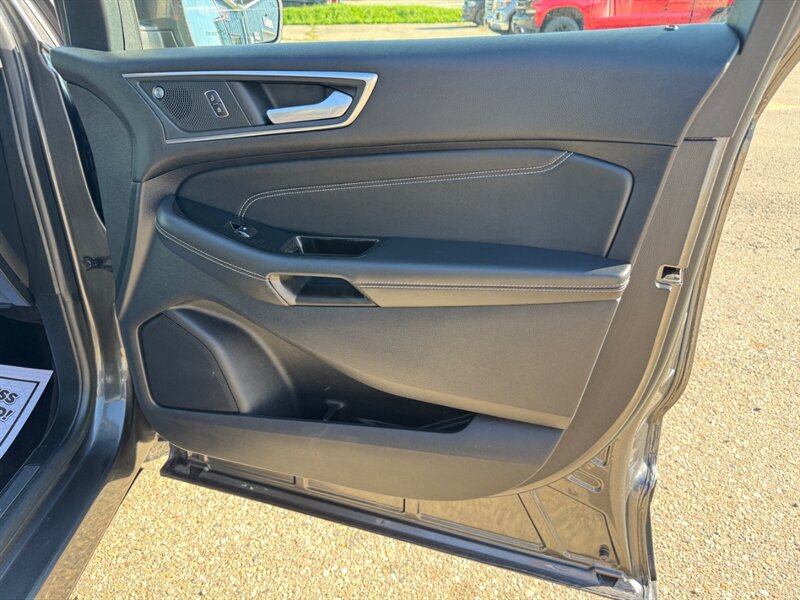 2020 Ford Edge Titanium - Photo 29 - Clio, MI 48420