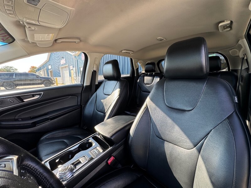2020 Ford Edge Titanium - Photo 15 - Clio, MI 48420